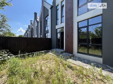 Продаж 2 поверхового таунхауса з ділянкою на 1.4 сотки, 116 кв. м, 4 кімнати, на вул. Садова • ID 31572522