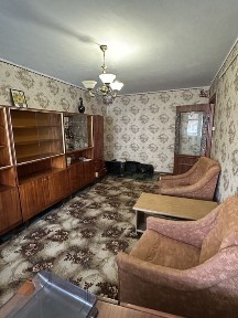 Продам Трехкомнатную квартиру Севгок остановка Пляжная.