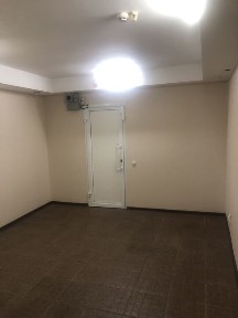 Оренда приміщення 20 м² - ТЦ на вул. Михайла Гришка, 8