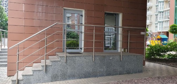 Оренда приміщення. Суперфасад. ЖК Французький квартал