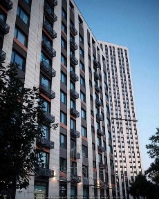 БЕЗ КОМІСІЇ Продаж 2-кімнатної квартири в ЖК «Метрополіс» (3-й будинок) Голосієво