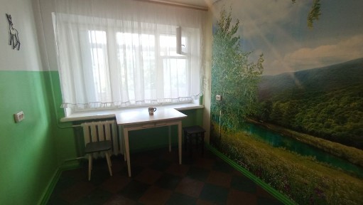 Продаю ! 1 к/к ЮТЗ ул. Парковая.
