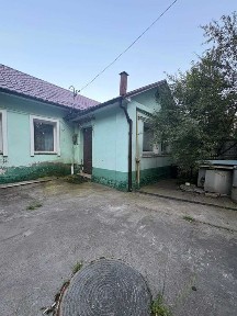 Продаж будинку 5 кім. газ, вул. Армійська, 13