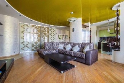 Продаж 3-кімнатної квартири 113.1 м², Урлівська вул., 11А