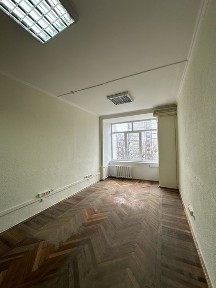здам 2 кабінети з прихожею після ремонту