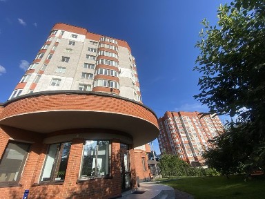 Продається квартира в ценрі міста.