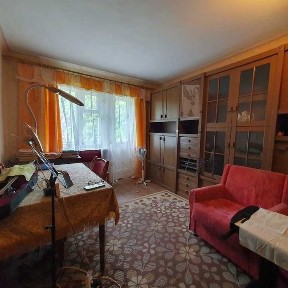 Продам 3к. квартиру пр-т Шевченка