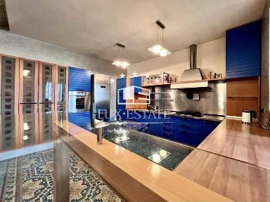 Продажа 3-комнатной квартиры в ЖК 