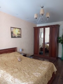 Продам 2 ком. квартиру ЖКНьютона.