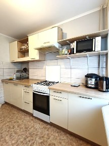 Продаж 3-кімнатної квартири вул. Наукова | Ремонт | Меблі | 65,1 м²
