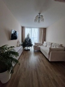 Продаж 2 кімн. квартира 66.80 м² 9/10ц вул. Малоголосківська 149000$