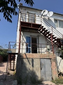 Сдаю дом в корабельном районе 300 кв. м