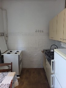 Оренда частини будинку, в районі Балки.