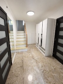 Просторий будинок 210 м² на ділянці 25 соток