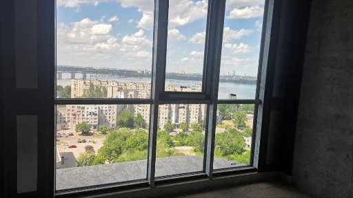 Продам власну квартиру в ЖК «Небосхил», 12 поверх, 77 м².
