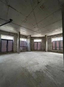 Фасадное угловое помещение 180 м² в центре Одессы!