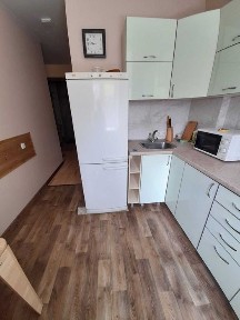 Сдам 2х ком кв с капрем у м. Университет. В кв ГАЗ. Этаж 2.