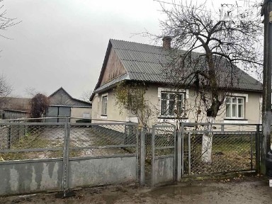 Продаж 1 поверхового будинку з гаражем 80 кв. м, 4 кімнати, на вул. Богдана Хмельницького • ID 34576773