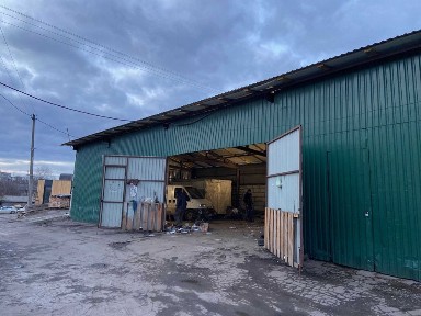 Ангар 450кв. м, з ямою, високі та широкі ворота під фуру, вул. Біла