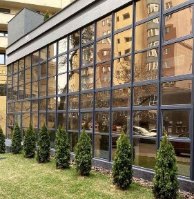 Продаж комерційного приміщення ( будівлі) в центрі, вул. Золотоустівська