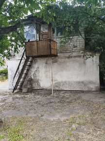 Дом с більшим гаражем в Романково
