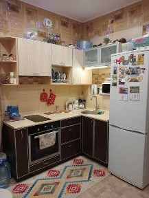 HE S4 Продам 4 комнатную квартиру Роганскийул. Сергея Тархова метро Индустриальная