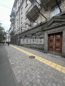 Срочная продажа помещения в центре Киева Чикалена Пушкинская 109 м