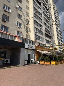 Орена фасаду, Драгоманова, 44А, 40 м. кв.