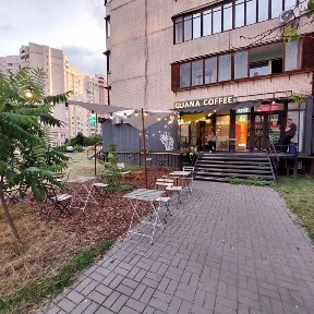 Аренда фасадного комерческого помещения 24 м². Ул. Вишняковская 12.