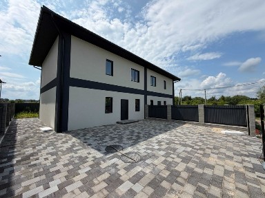 Продаж сучасного дуплексу в с. Шевченкове (Білогородка) ! 125 м² + 3 сотки власної ділянки! Газ!