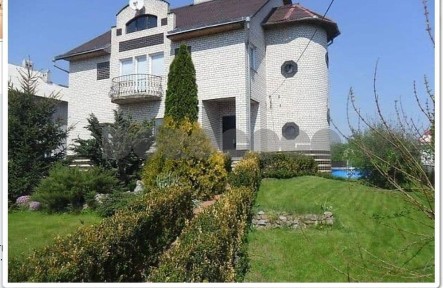 Продаж будинку у Святопетрівському 421м