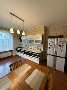 Будинок 450 м² + гостьовий будинок Басейн 41 сотка