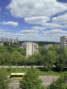 Двокімнатна квартира в новобудові Пасічна з гарним видом на парк, біля парку Погулянка