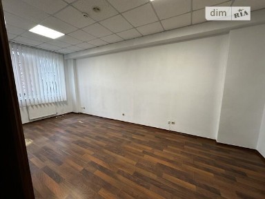 Оренда офісного приміщення на вул. Хмельницького Богдана 200, приміщень - 2, поверх - 3 • ID 33319699