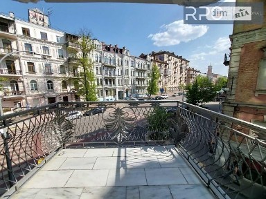 Володимирська вулиця, мікрорайон Старий Київ, район Шевченківський, Київ, метро Поштова площа, вул. Володимирська 4, приміщень -, поверх - 2 • ID 33194650