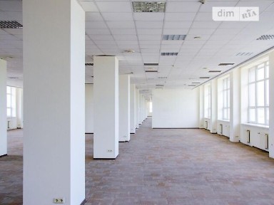 Степана Бандери проспект, мікрорайон Куренівка, район Подільський, Київ, метро Почайна (Петрівка), просп. Степана Бандери 9, приміщень - 10, поверх - 3 • ID 32015091