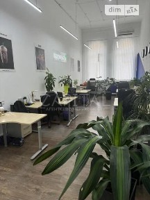 Володимирська вулиця, район Шевченківський, Київ, метро Контрактова площа, вул. Володимирська 10, приміщень - 3, поверх - 4 • ID 32244448