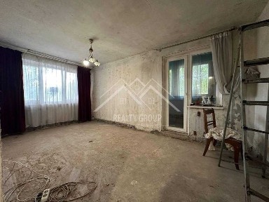 Продаж 2к під ремонт на Миру (95 квартал)
