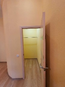 Киев, Владимирская ул., 84