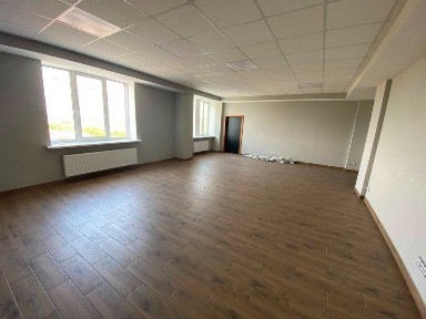 Оренда офісу в офісній будівлі