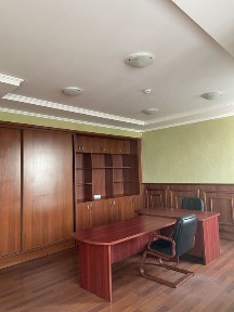 Здам в оренду офіс за адресою проспект Павла Тичини 18б (березняки)