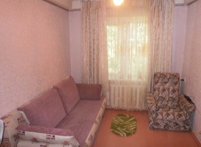 Здається квартира. 2 поверх.