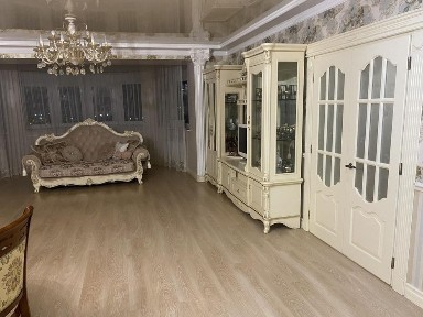 Продам 3к квартиру 120м кв