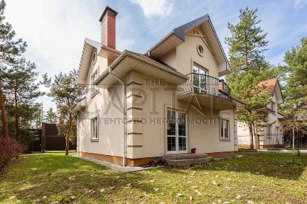 Продаж / Будинок / без ремонту / 155 м2 / Газ / КМ Alpen Park / Обухівське шосе / Козин / Плюти