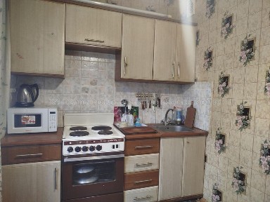 Продам 4 к кв Метро Героев труда Тракторостроителей 150 Т26