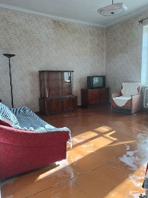 Продаж 3 кім. Квартира 3 поверх 20500$