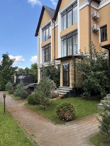 Козин Таунхаус на оренду, Montana Village