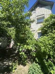 Редьківка Будинок 190 м кв 2 поверхи цегла бетон 25 сот
