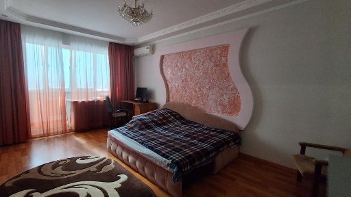 Продается 3-к/кв, ул. Янтарная (Корабельный р-н)