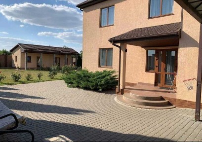 Продажа 2 эт. дома с гаражом и участком на 7,7 сотки, 178 кв. м, 5 комнат
